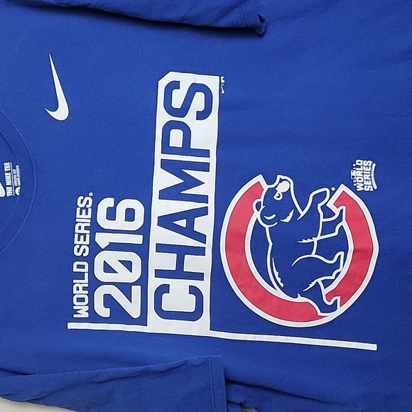 Men's Nike Chicago Cubs Shirts - Picture 2 of 4